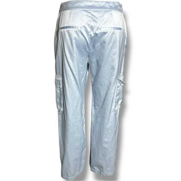 Gina Tricot Women's Medium Sky Blue Satin Loose Relaxed Fit Cropped Cargo Pants - Picture 5 of 16